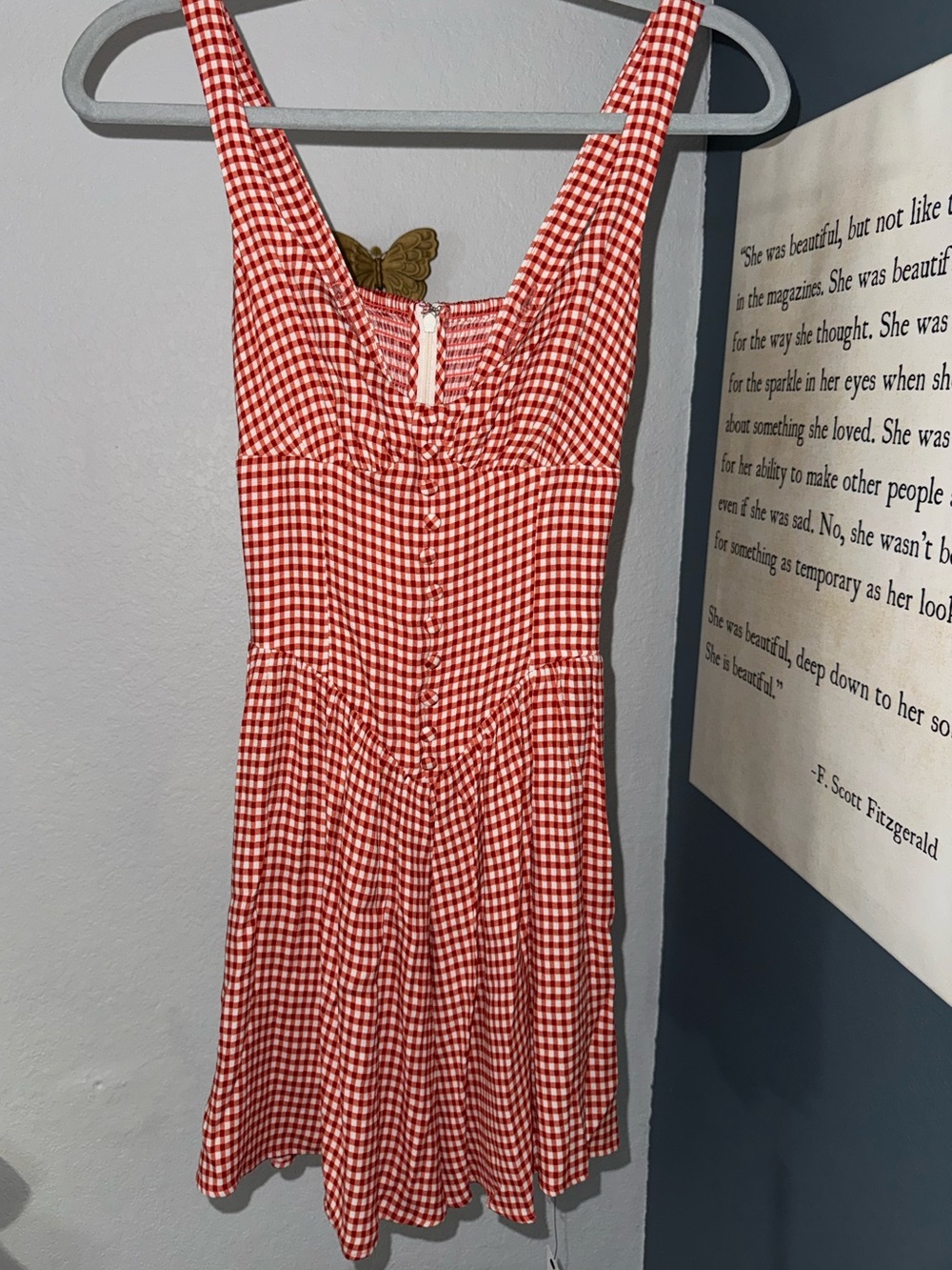 BRAND NEW Reformation Wynn Dress Strawberry Check Size 0!! SOLD OUT ONLINE - Picture 3 of 16